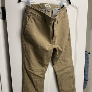 Good fellow & Co khaki chino pants. 32x30 smoke free pet free